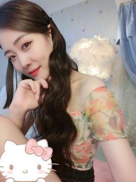 .奕露西￥唱歌.主播照片
