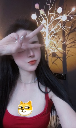 娜塔莎退主播照片
