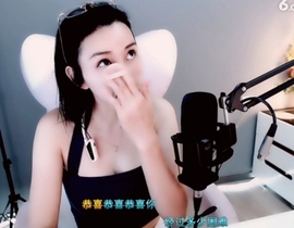 水母好美主播照片