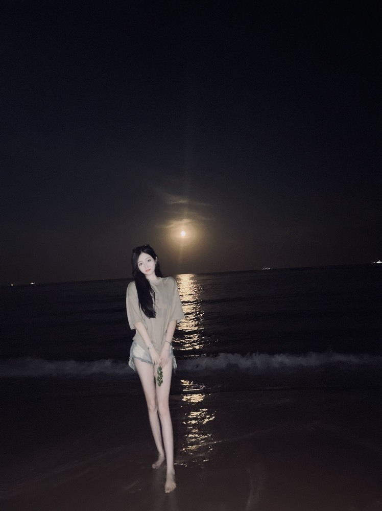 崽崽就吃一口的主播照片