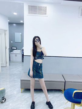 你的萱暂播的图片