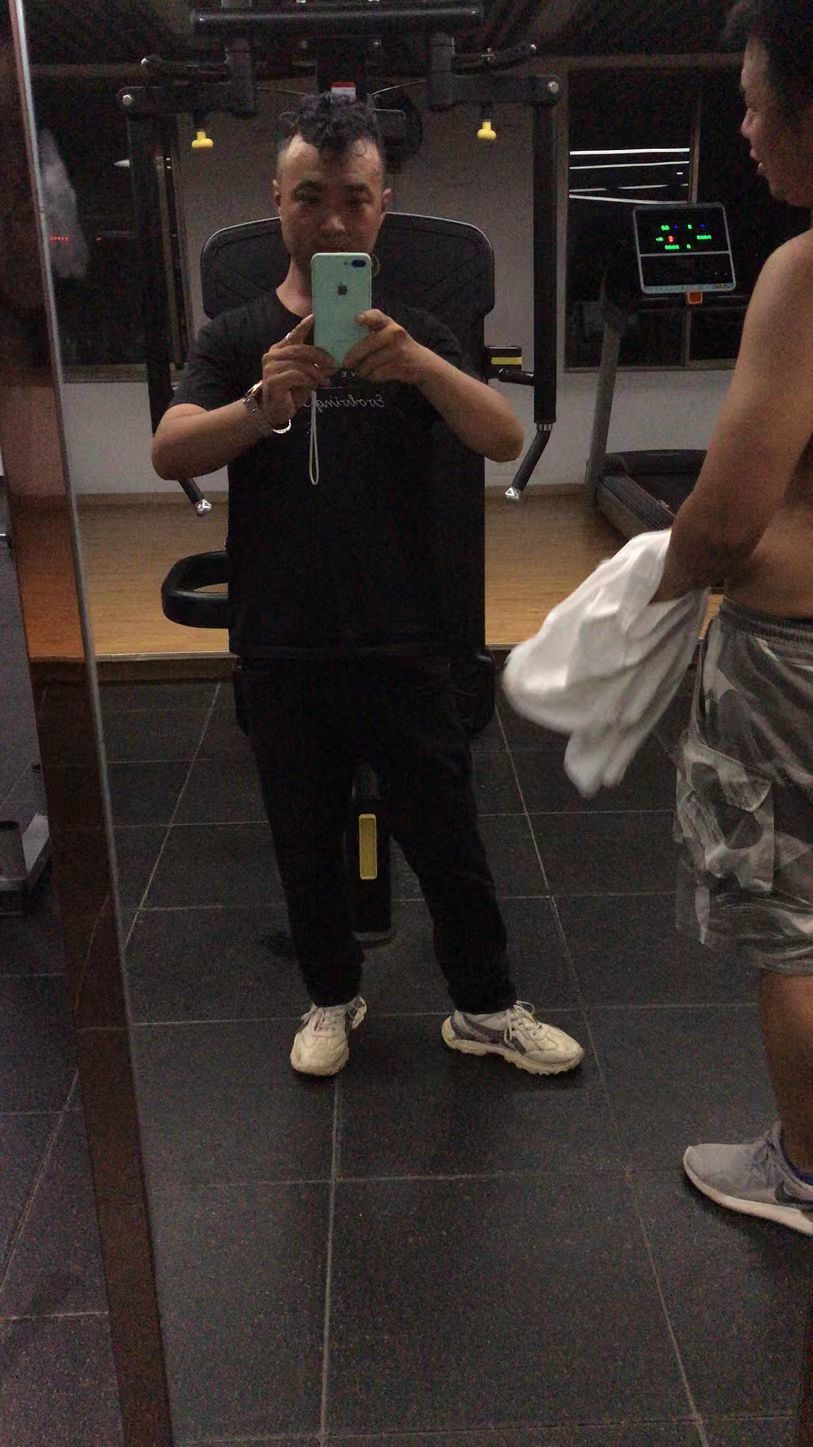 爱你的陈飞的主播照片