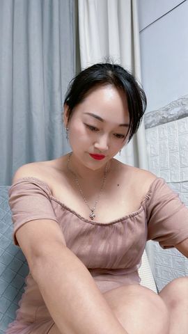 小百合💞暂休💞主播照片