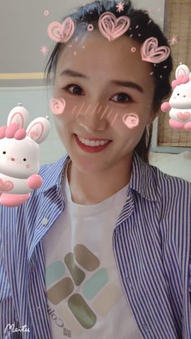小婷🎤烟嗓☆づ的图片