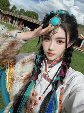 陆七萬主播照片
