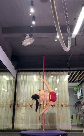糖宝爱钢管舞的图片