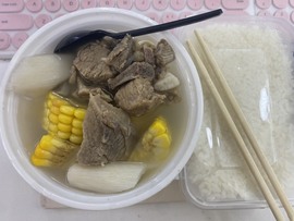 一只小绮梦🍟旺旺旺主播照片