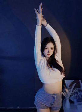 腼腆小洁~的图片