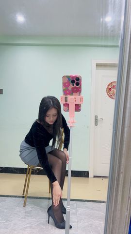 165小紧张主播照片