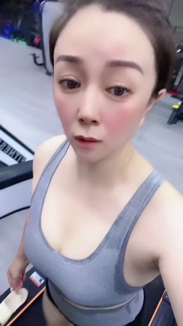 又难产了， 想1岁就