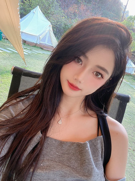 243726672主播照片