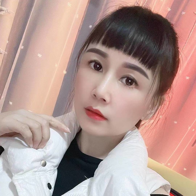 七丫七的主播海报