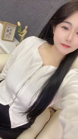 虹宝❣唱歌晚11点主播照片