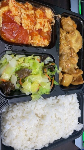 小小♥休主播照片