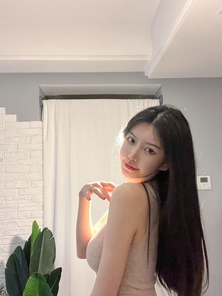 果灵子求钻石守护的主播照片