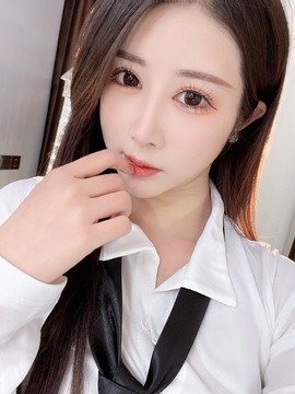 韩冰～9月装修直播间主播照片