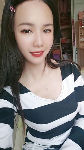木稳稳761837主播照片