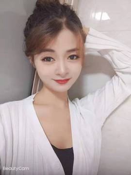 🌸小城主播照片