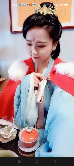 茶茶大吉大利主播照片