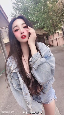 小玲宝🧸安静唱歌主播照片