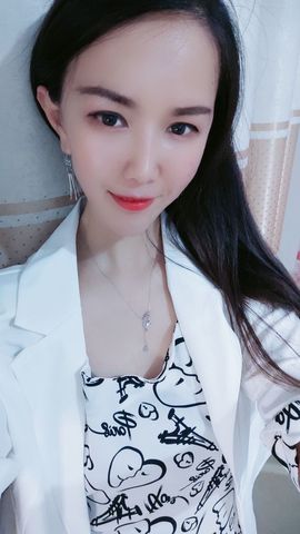 木稳稳761837主播照片