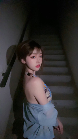 243726672主播照片