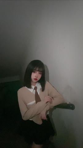 243726672主播照片