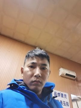 慢慢向前冲的图片