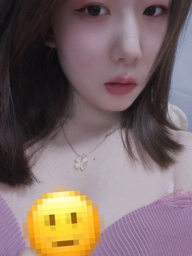 小小♥休主播照片