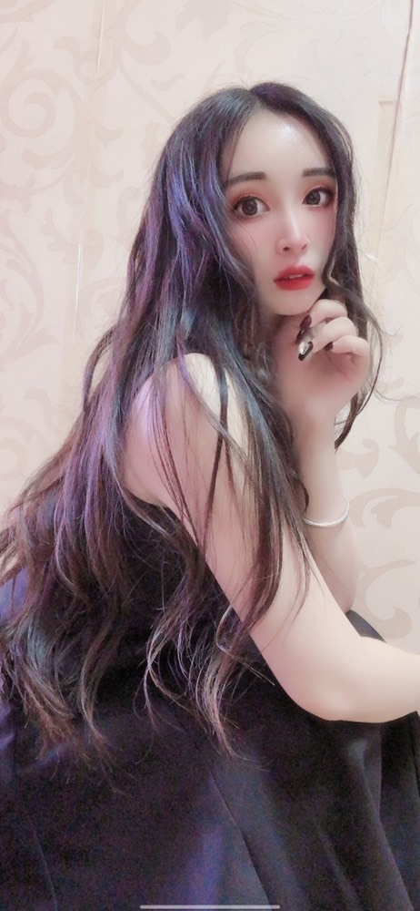 小玲宝🧸不连麦的图片