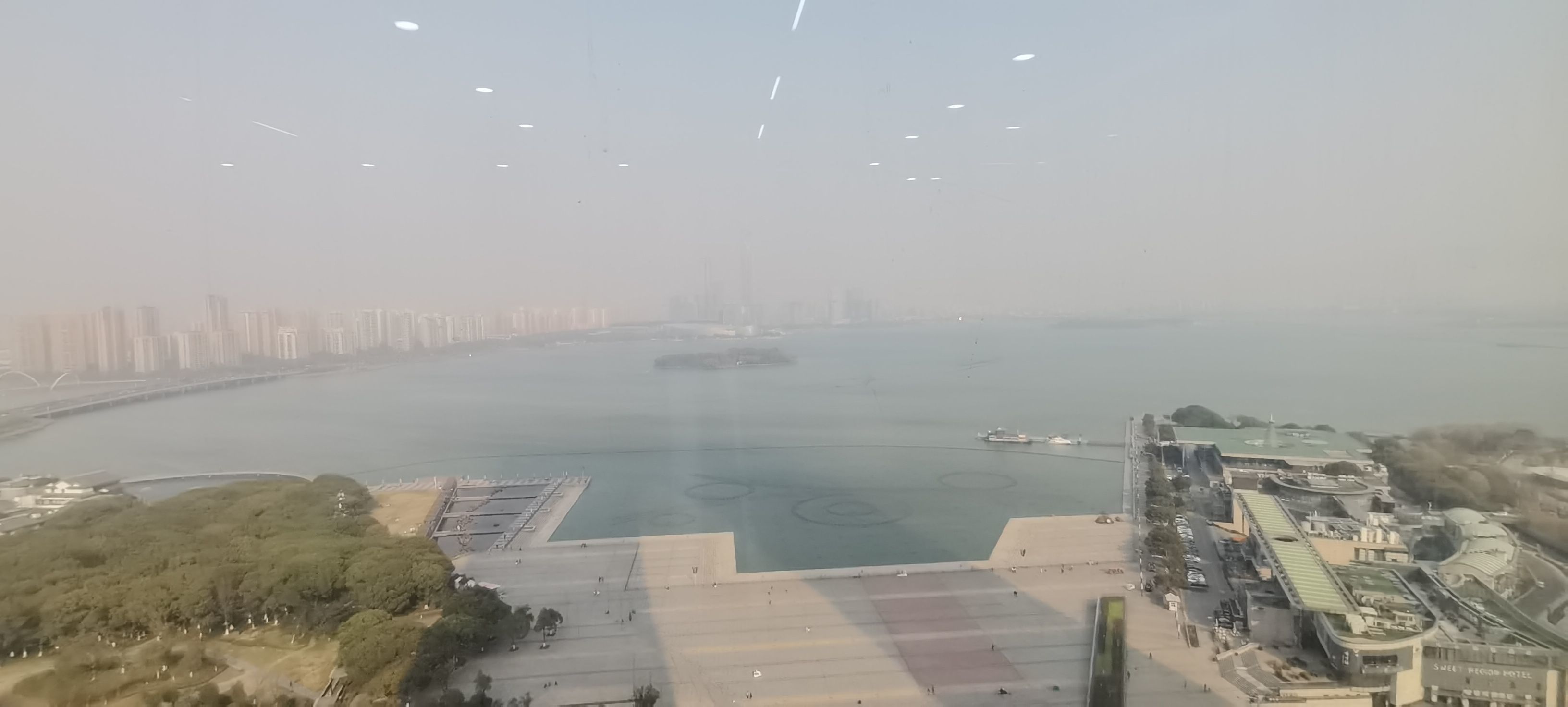 【雪色浪漫】的图片