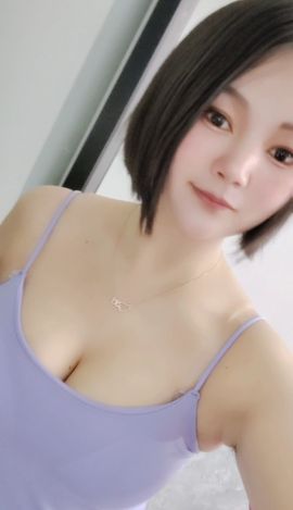 小甜贪财好色💕主播照片