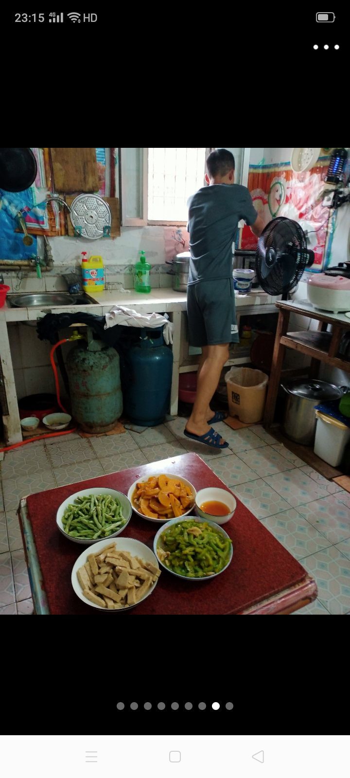 下岗男胡优顺？的图片
