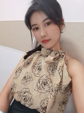 嘉瀚♬苏静好♬唱歌主播照片