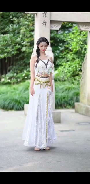以前笑我不会跳，现在不服来战