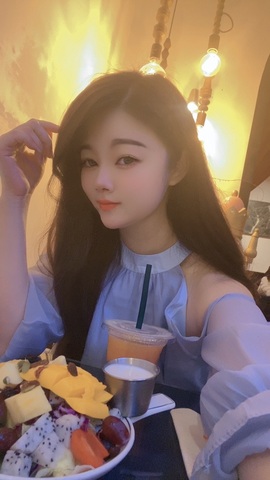 方仪💌落雪九尾的图片