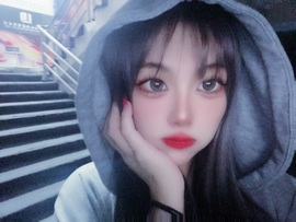 小软儿来咯~主播照片