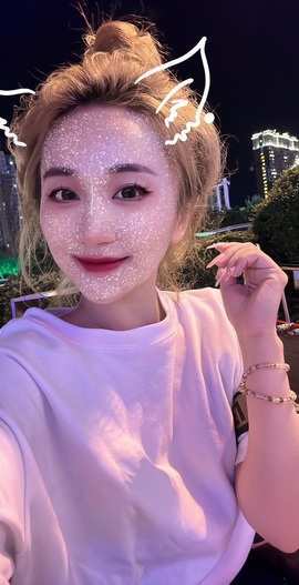 娜儿一个没才没艺的主播照片