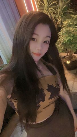 方仪💌落雪九尾主播照片