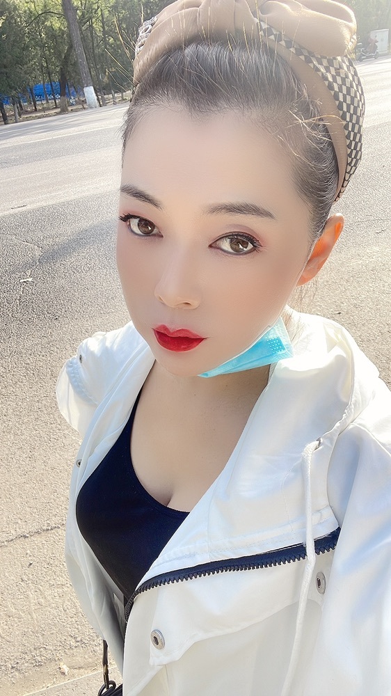 雨萌～五一回歸的主播照片