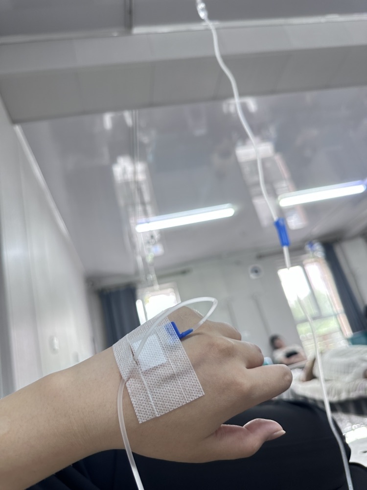 然然爱喝酒的图片