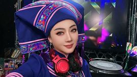 广西壮族姑姑主播照片