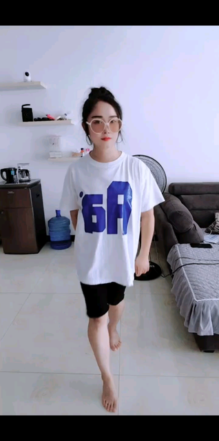 每天都要快乐哦😐😐