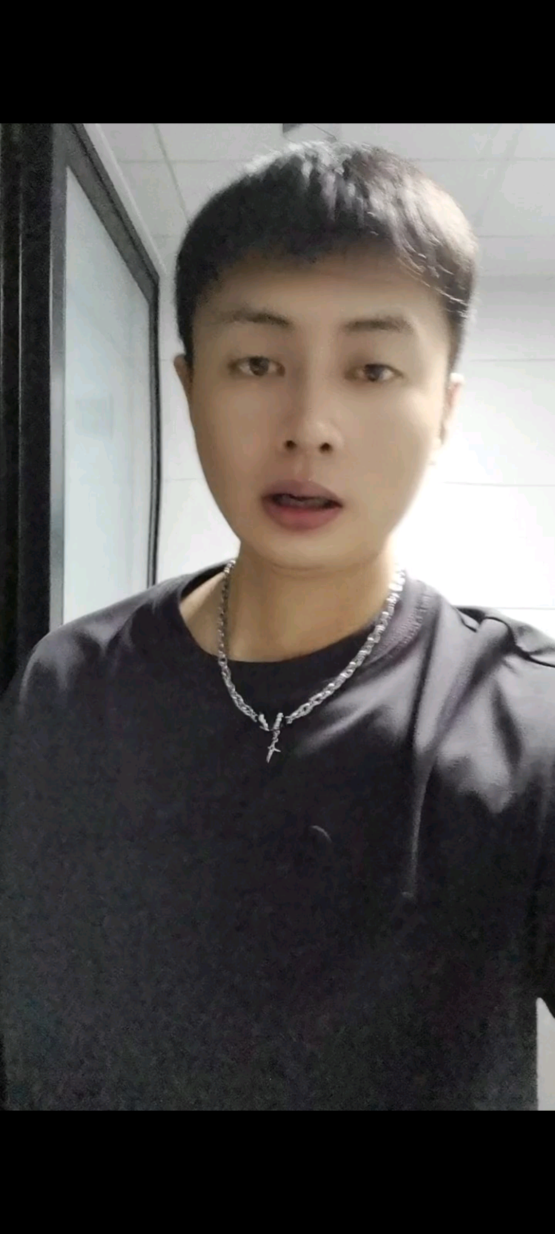 刚来的！
