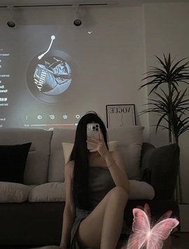 思佳💐主播照片