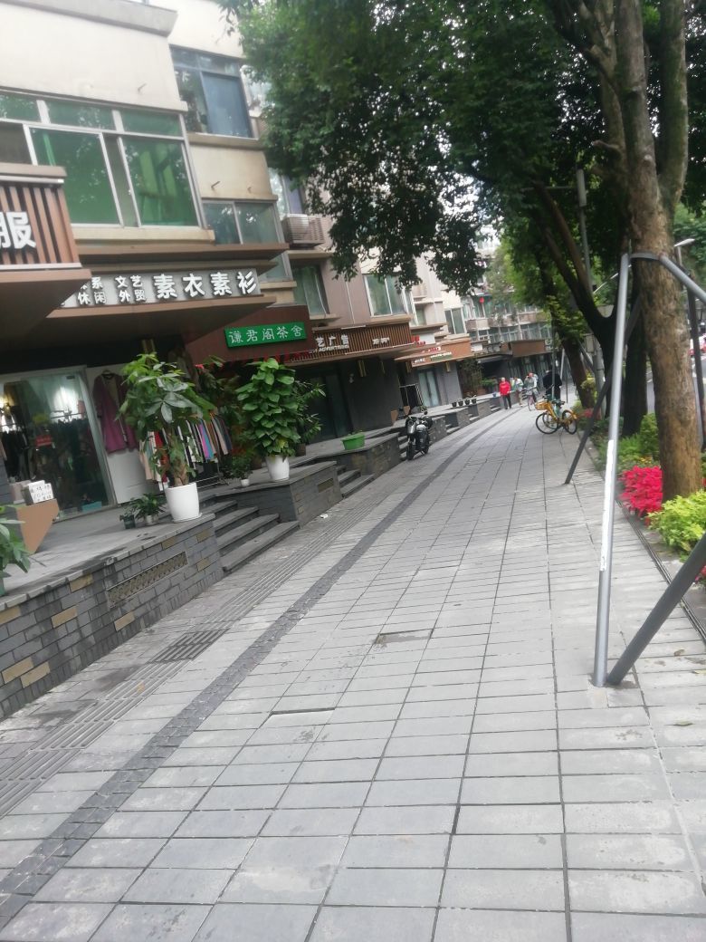 爷❥带着❥傻妞去流浪的主播照片