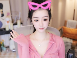 雅欣小可爱吖💗.主播照片