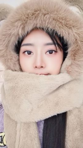 小雨♬看动态主播照片