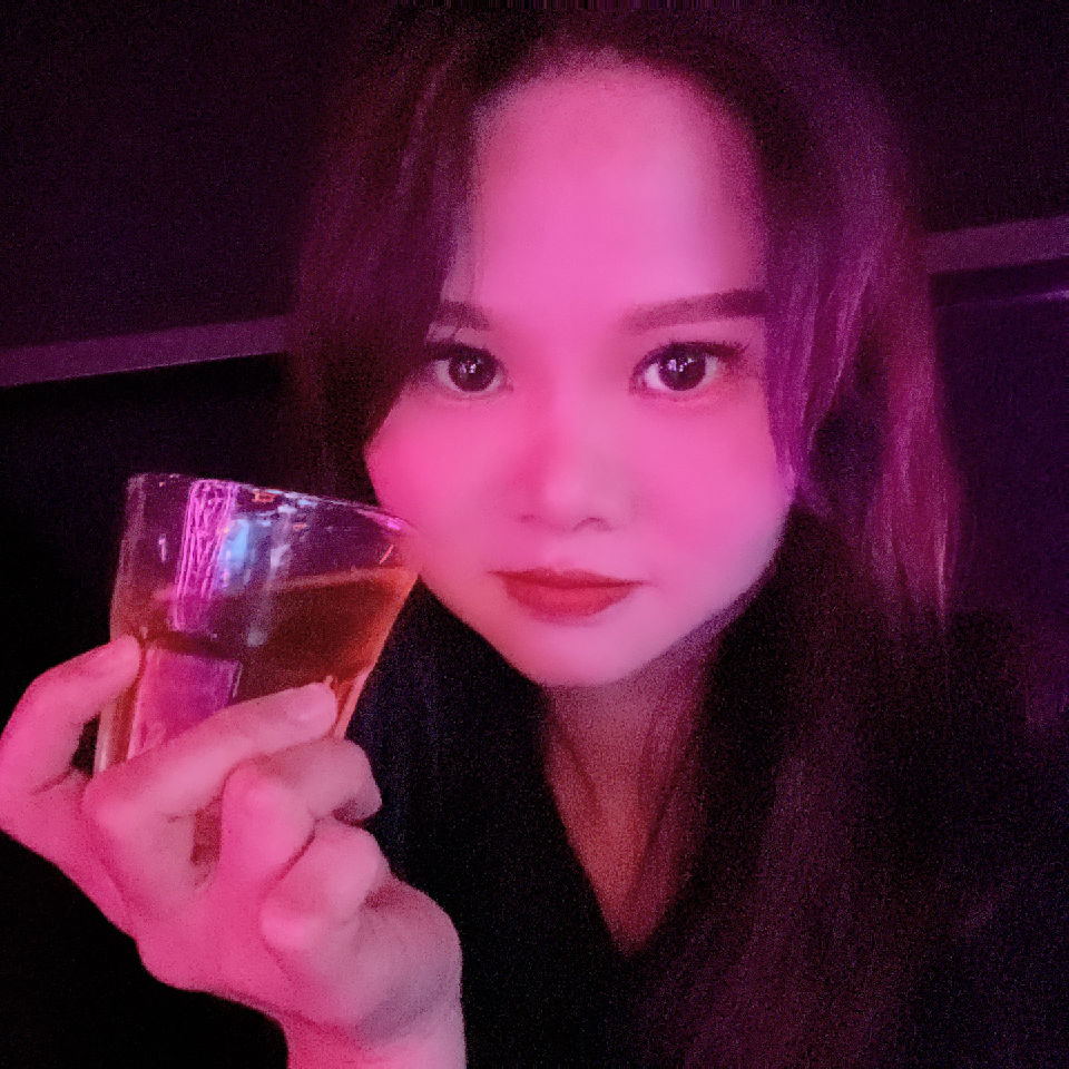 *☞三月☜*海报
