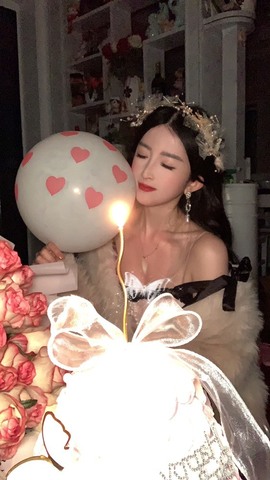 Liu小璃的图片